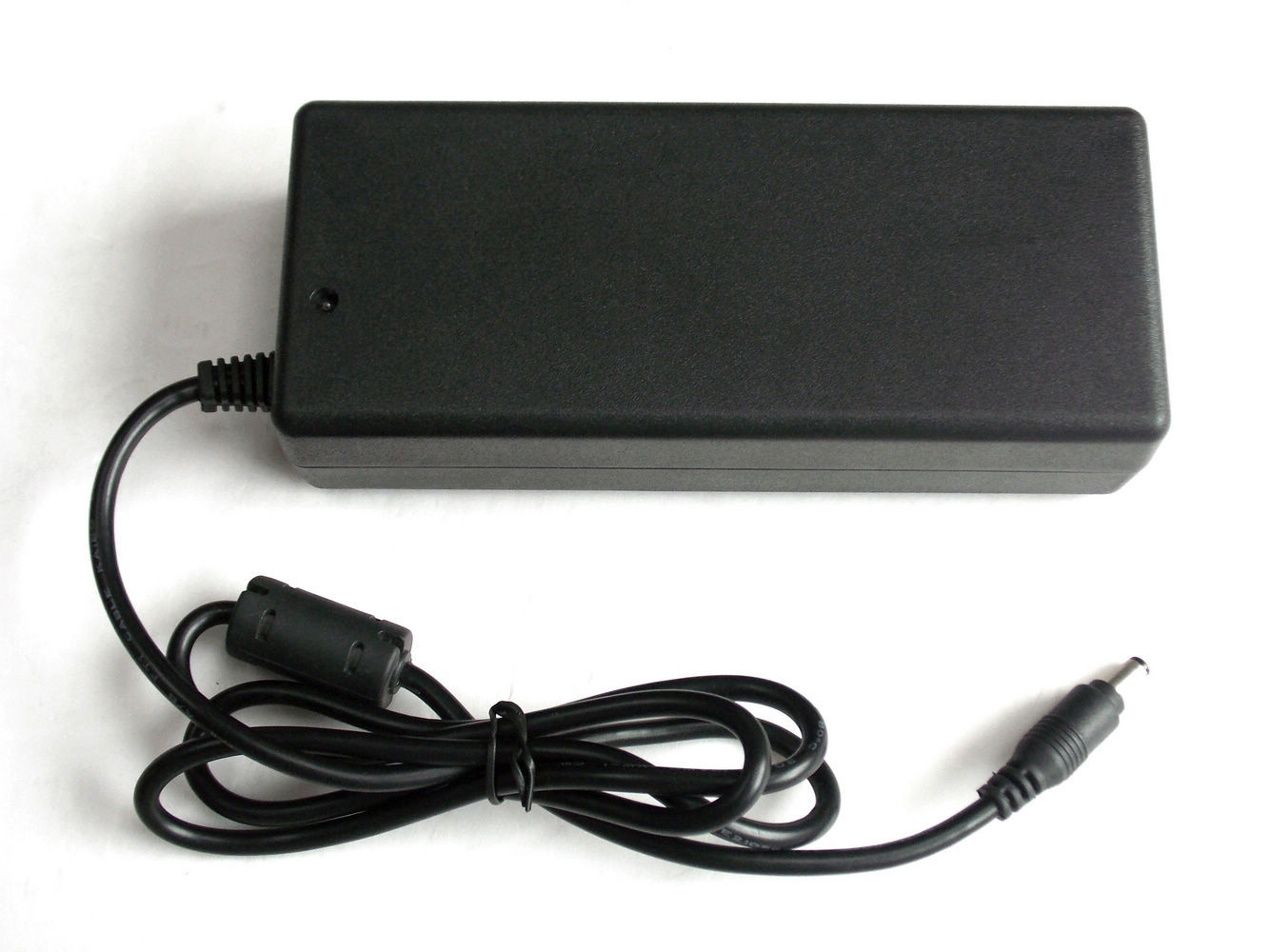 廠家批發(fā)12V9A桌面式電源適配器 塑膠殼工藝與CE認(rèn)證的價(jià)值解析